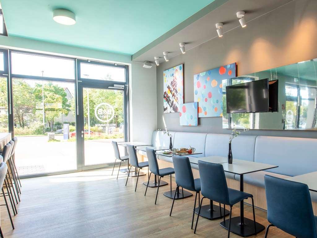 B&B Hotel Muenchen City-Ost Restaurant photo